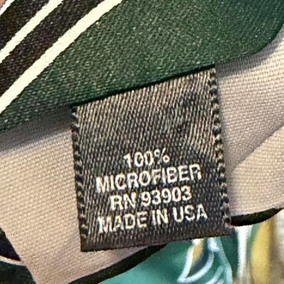 Vintage 90's Green, Gold, and White Patterned Tie - Picture 6 of 8